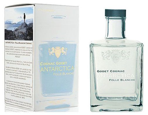 Белый коньяк фото Купить Коньяк Godet Antarctica Ice White 7 лет в подарочной упаковке Франция, 0,