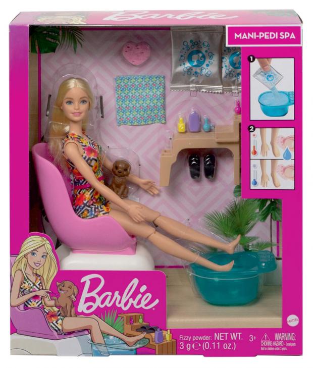 Набор игровой Barbie GHN07 Мода Салон кукла с аксессуарами