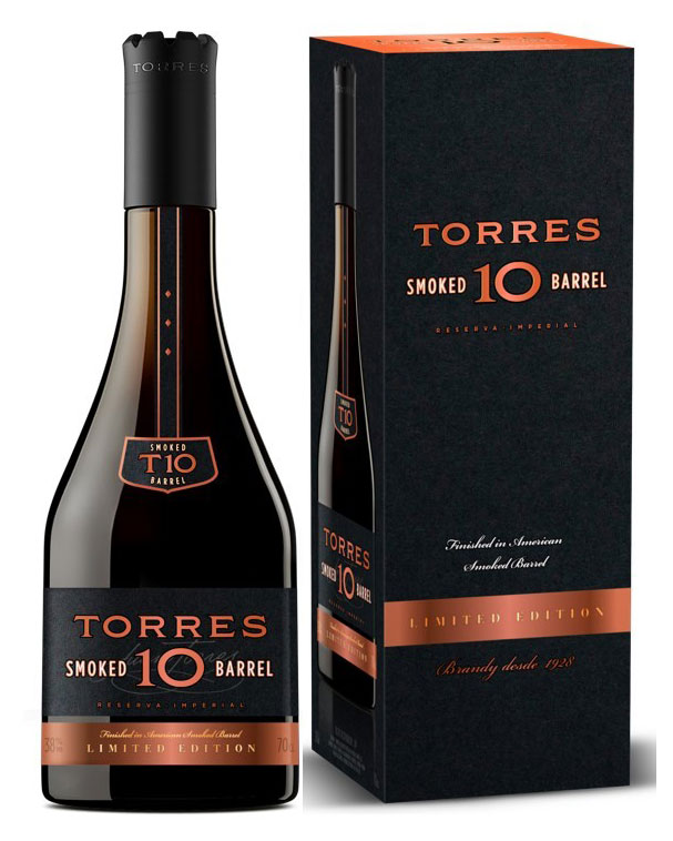 Бренди Torres Smoked Barrel 10 лет в подарочной упаковке Испания, 0,7 л